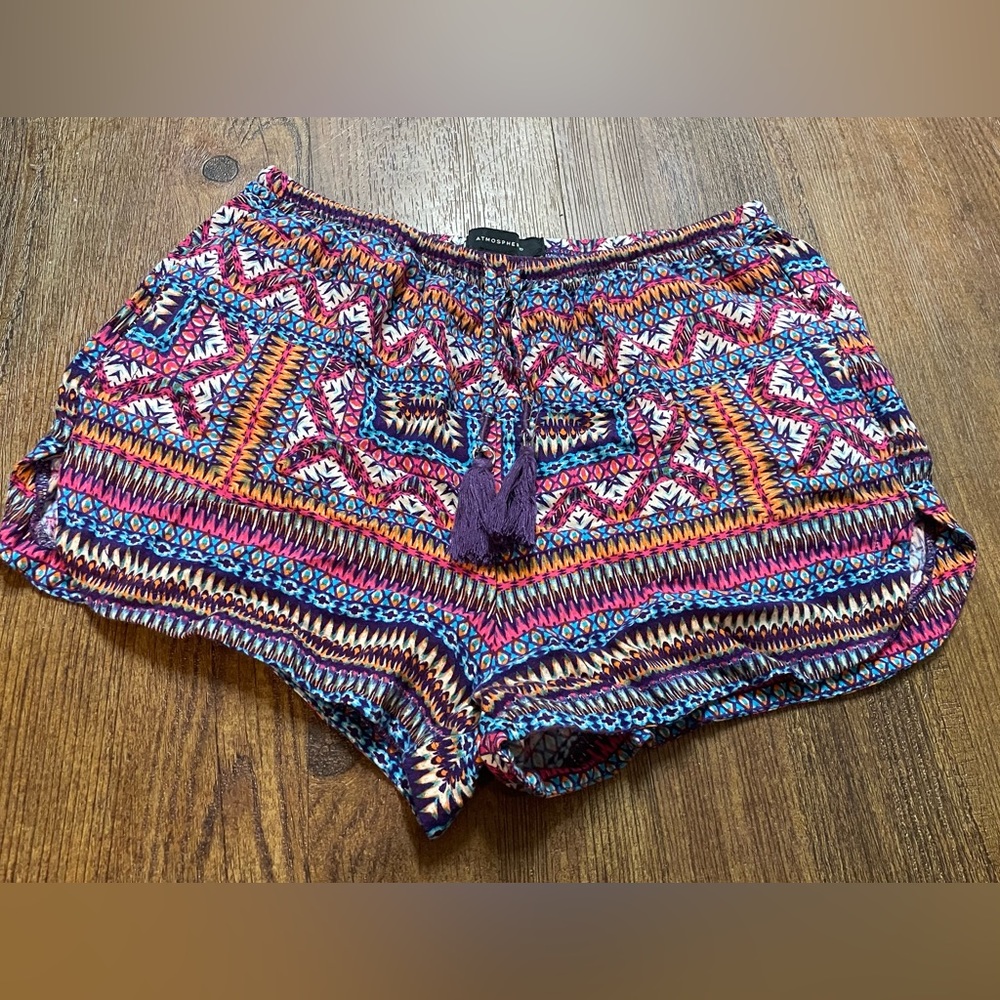 Atmosphere Shorts